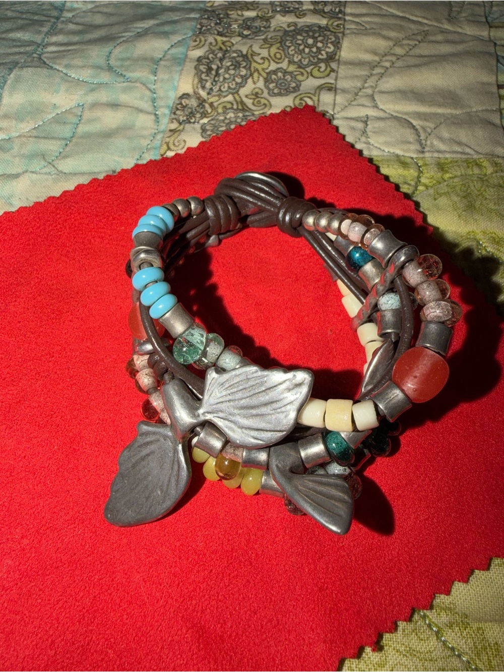 UNO de 50 Multicolor Beaded Leather Wrap Bracelet with Leaf Charms